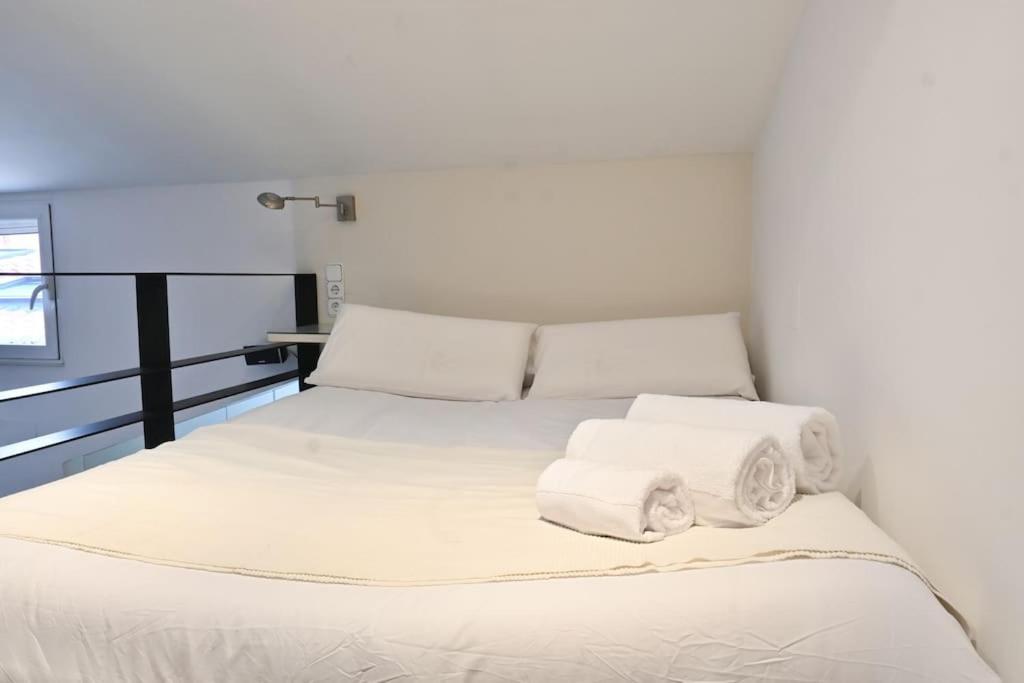 For You Rentals Apartamento Temporal Con Encanto A Pocos Metros Del Sol Myr13 Madrid Bagian luar foto