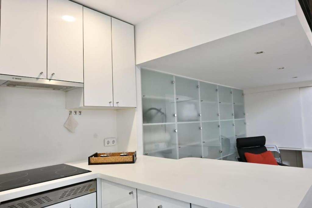 For You Rentals Apartamento Temporal Con Encanto A Pocos Metros Del Sol Myr13 Madrid Bagian luar foto
