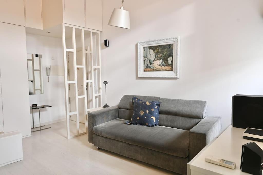 For You Rentals Apartamento Temporal Con Encanto A Pocos Metros Del Sol Myr13 Madrid Bagian luar foto