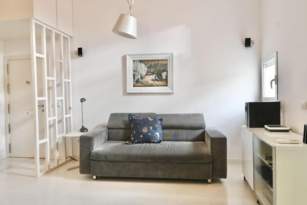 For You Rentals Apartamento Temporal Con Encanto A Pocos Metros Del Sol Myr13 Madrid Bagian luar foto